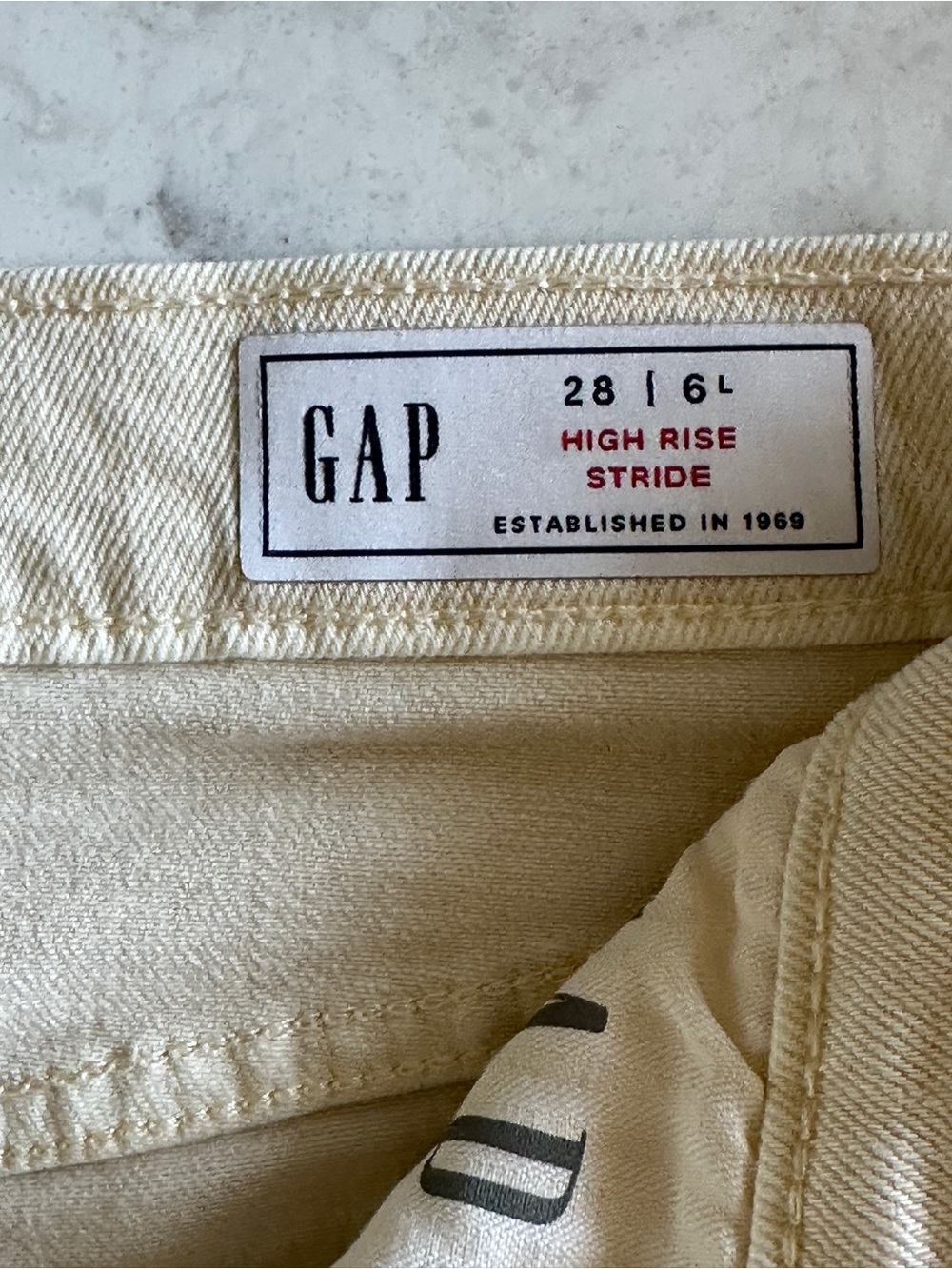 GAP Wide Leg High-Rise Jeans in Cream size 28/6 Long - Picture 10 of 10